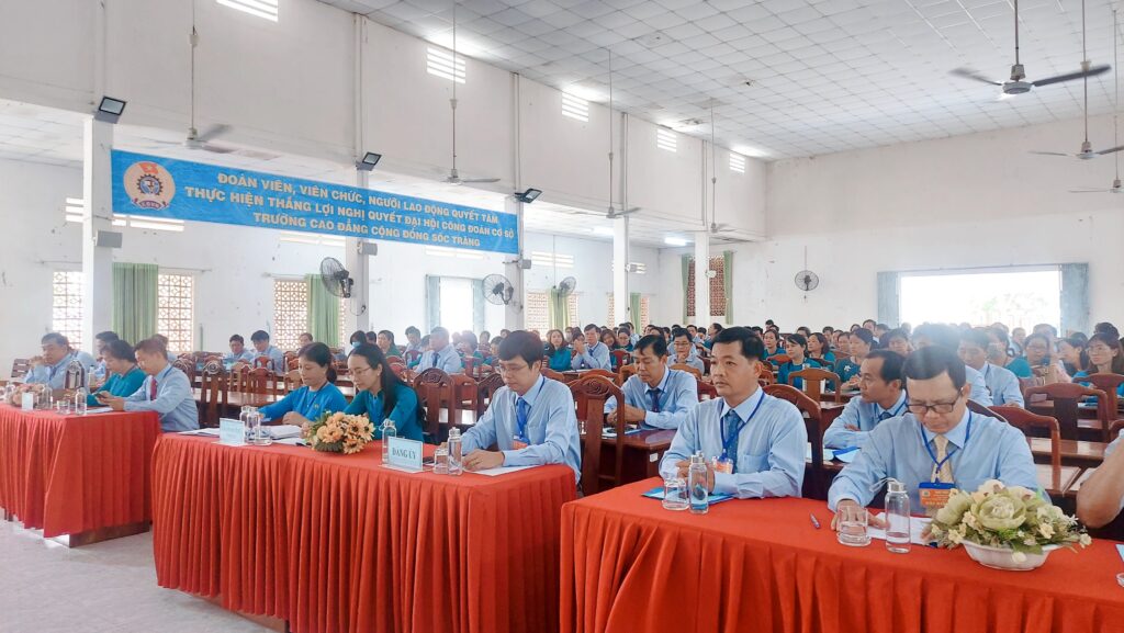 Tổ chức thành công Đại hội Công đoàn Trường CĐCĐ Sóc Trăng lần thứ VIII, nhiệm kỳ 2023-2028
